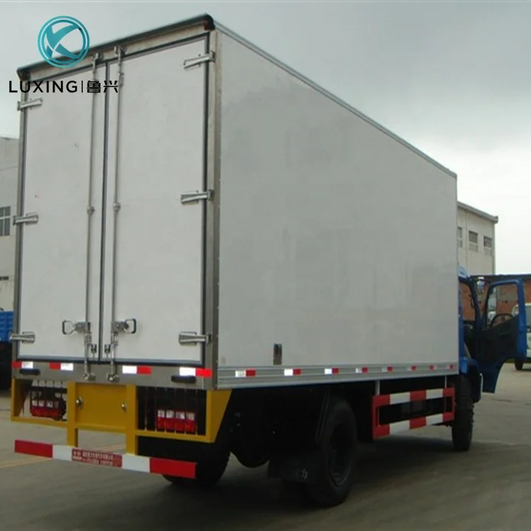 Заводская цена китайский новый небольшой морозильник 4x2 Wheeler Sinotruk холодильник фургон для продажи