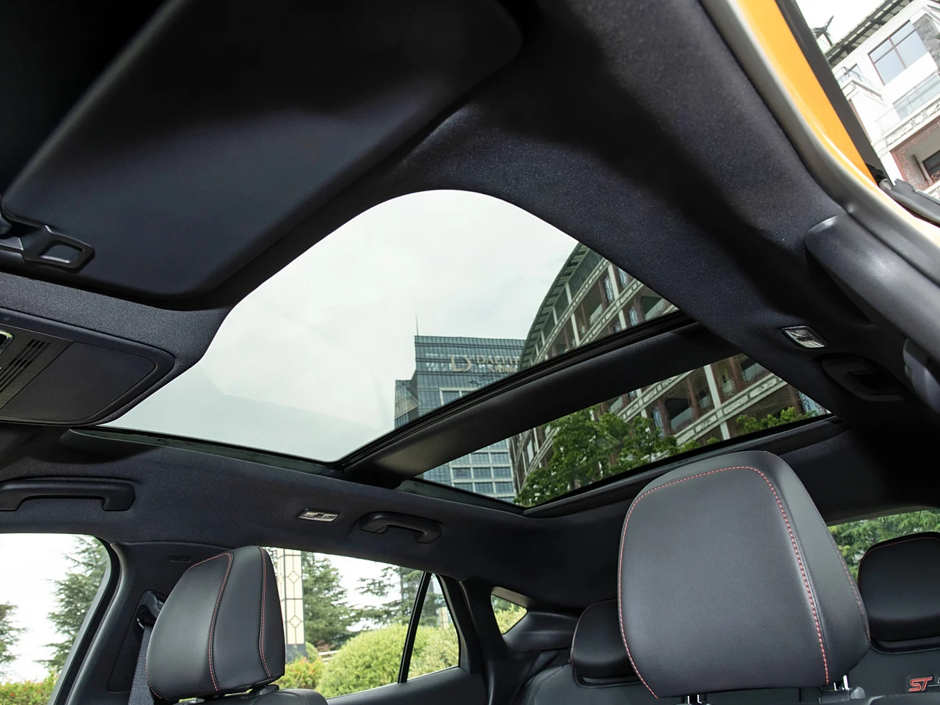 2024 Ford Mondeo Best Selling 2.0T E-Hybrid Sport ST-Line Hybrid Medium Size Vehicles Sedan 5-seats