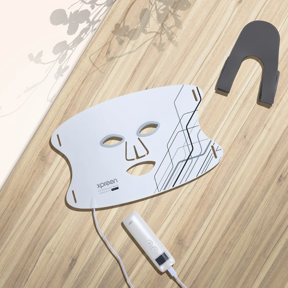 2024 Best LED Face Masks Blue Red Light Therapy For Powerful Anti-ageing Made by Silicone Material