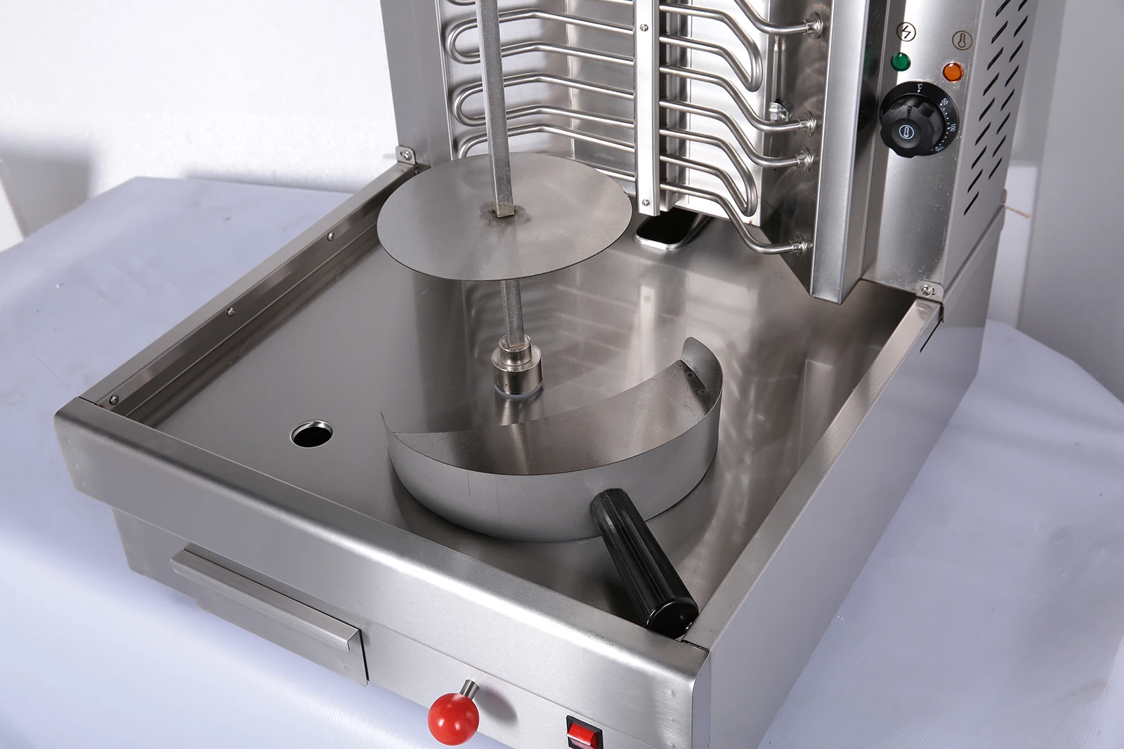 
2021 Low Price Restaurant Best Tabletop 4 Burners Commercial Grill Machine Gas Kebab/Shawarma for Sale 