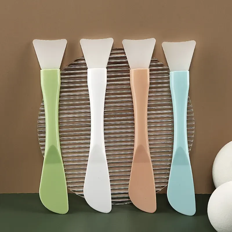 New Design Double-Head Soft Silicone Mask Brush Cream Clay Applicator for Facial Beauty Spa Makeup Tool with Makeup Brush