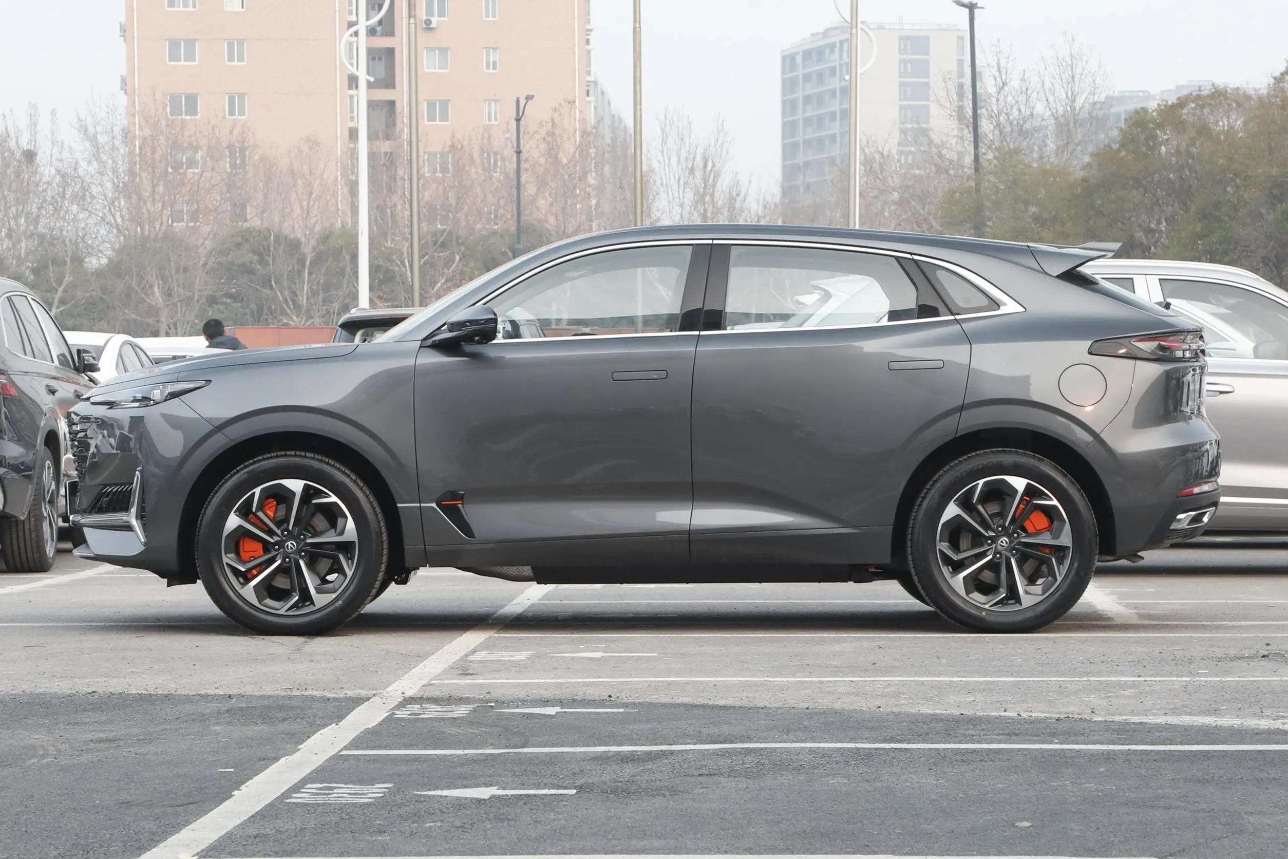 2023 новый китайский электромобиль Changan Unik Новый энергетический автомобиль 1 5 t Uni-K Idd гибридный внедорожник