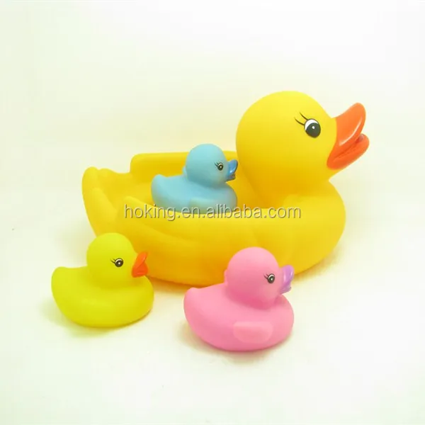 Soft Plastic Family Duck Baby Shower Bath Toy Swimming Pool Toy