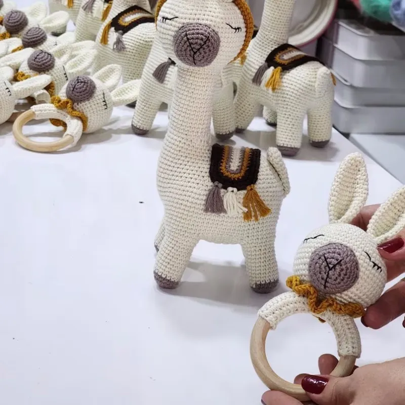 Wholesale Handmade Cute Lama Crocheted Amigurumi Alpaca Toy For Children Doll Boys And Girls Gifts