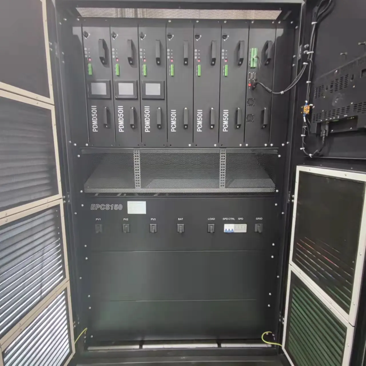 1MWh 2MWh lithium battery energy storage container all in one hybrid inverter solar wind power plant microgrid system plug&play