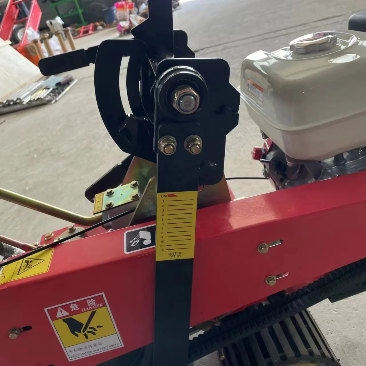 9 HP lawn mower grass cutting machine sod cutter Turf Cutter