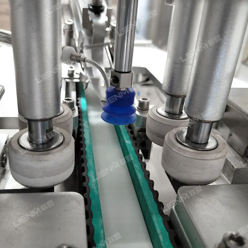 LIENM Full automatic capping machine with feeder capping screwing closing machines