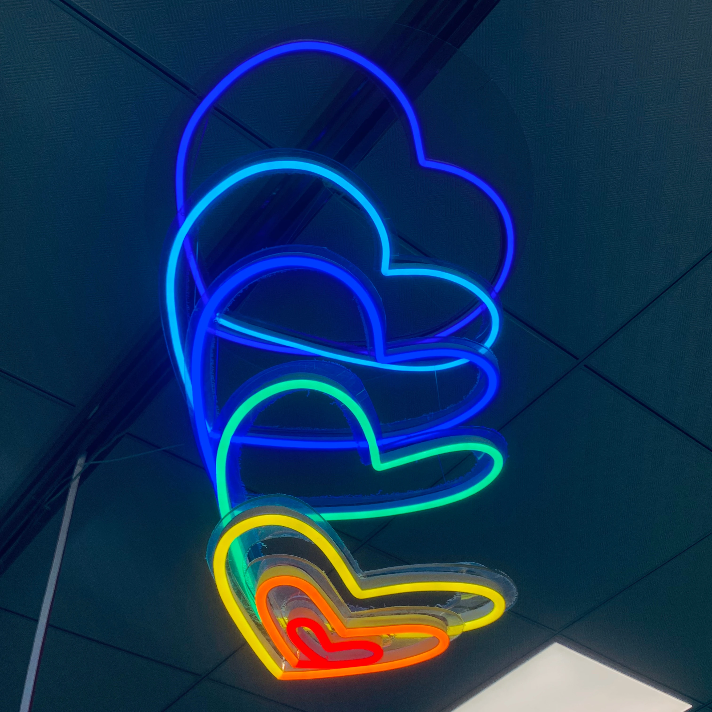 Custom Heart Shape PLED Design Neon custom neon sign Newest Hanging Home business  Wedding Corporate Lighting Gift Ideas