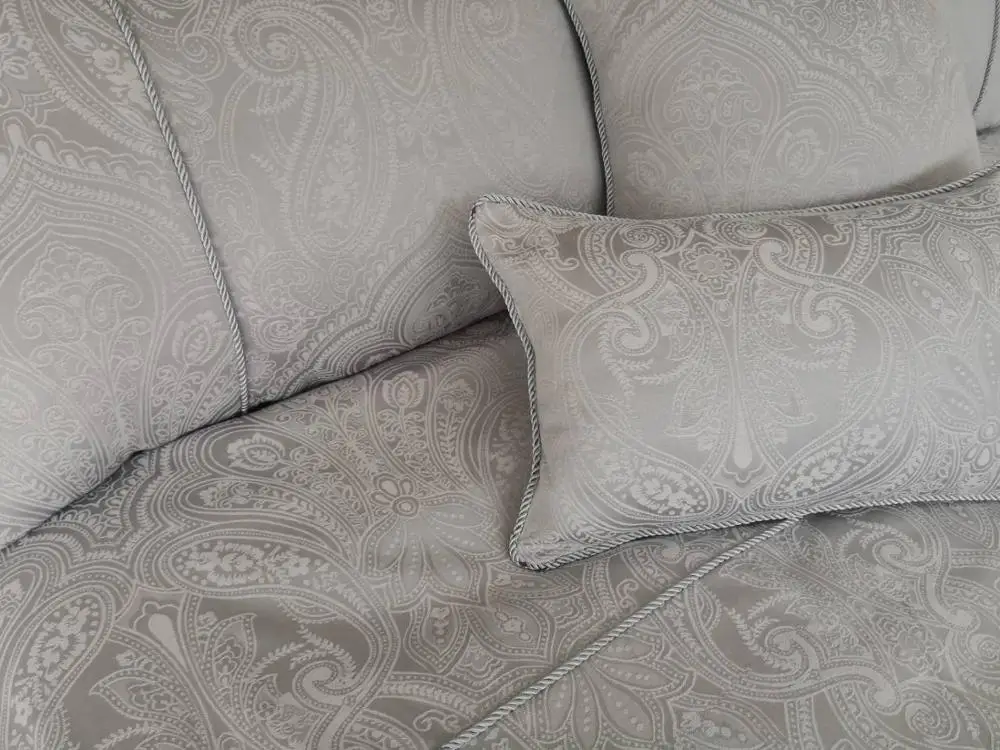 Paisley polycotton jacquard comforter set for living room