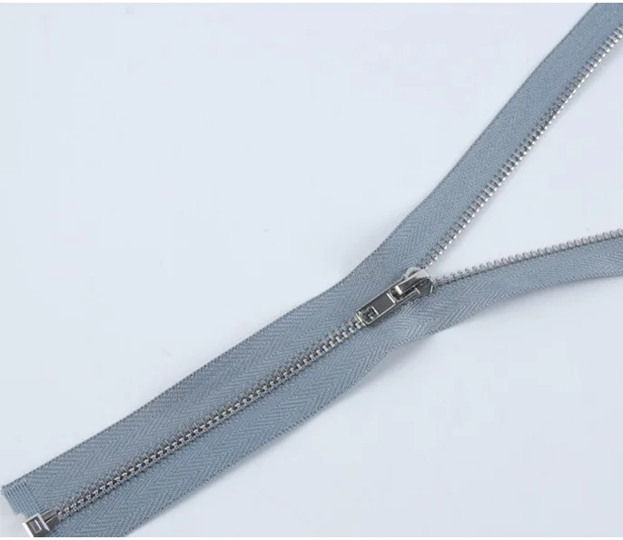 No. 3 high grade platinum bright gun automatic head opening tail coat front middle zipper