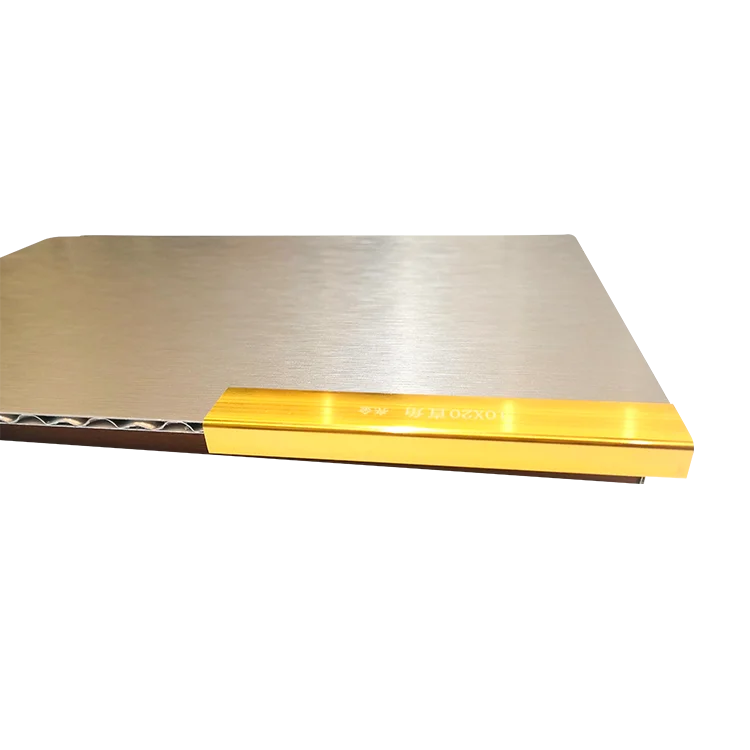 Factory Composite Sandwich Plate Polyurethane Six Brick Pattern Metal Carved Board