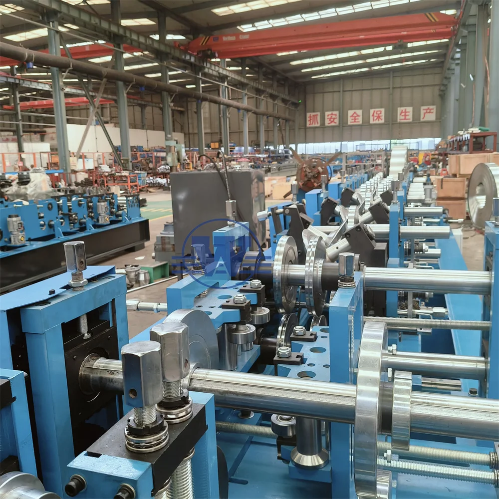 Best price Heavy Duty Design Interchangeable Metal Steel Structure Rolling U Shape Cold C Z Purlin CZ Roll Forming Machine