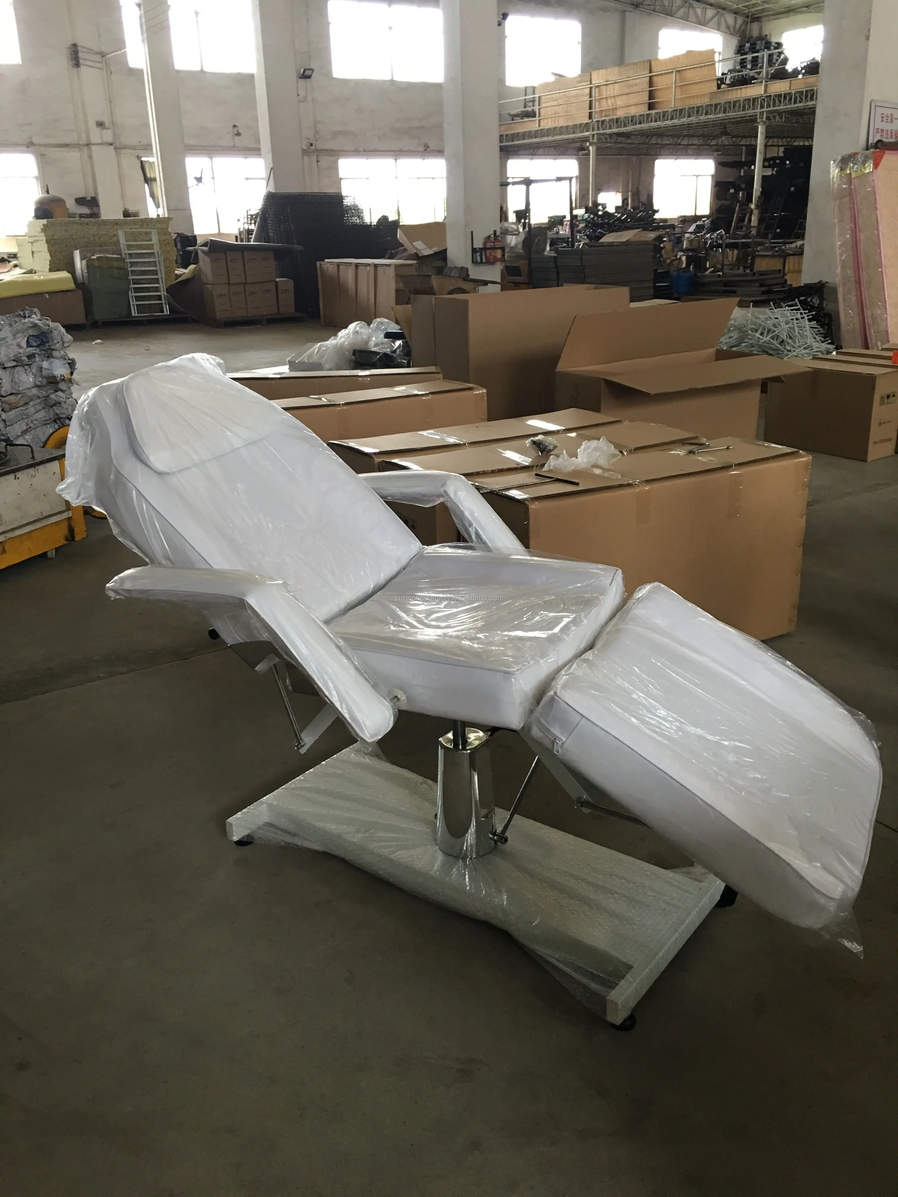 Massage Table Facial Bed Beauty Furniture /hydraulic black facial bed/hydraulic beauty bed spa table tattoo