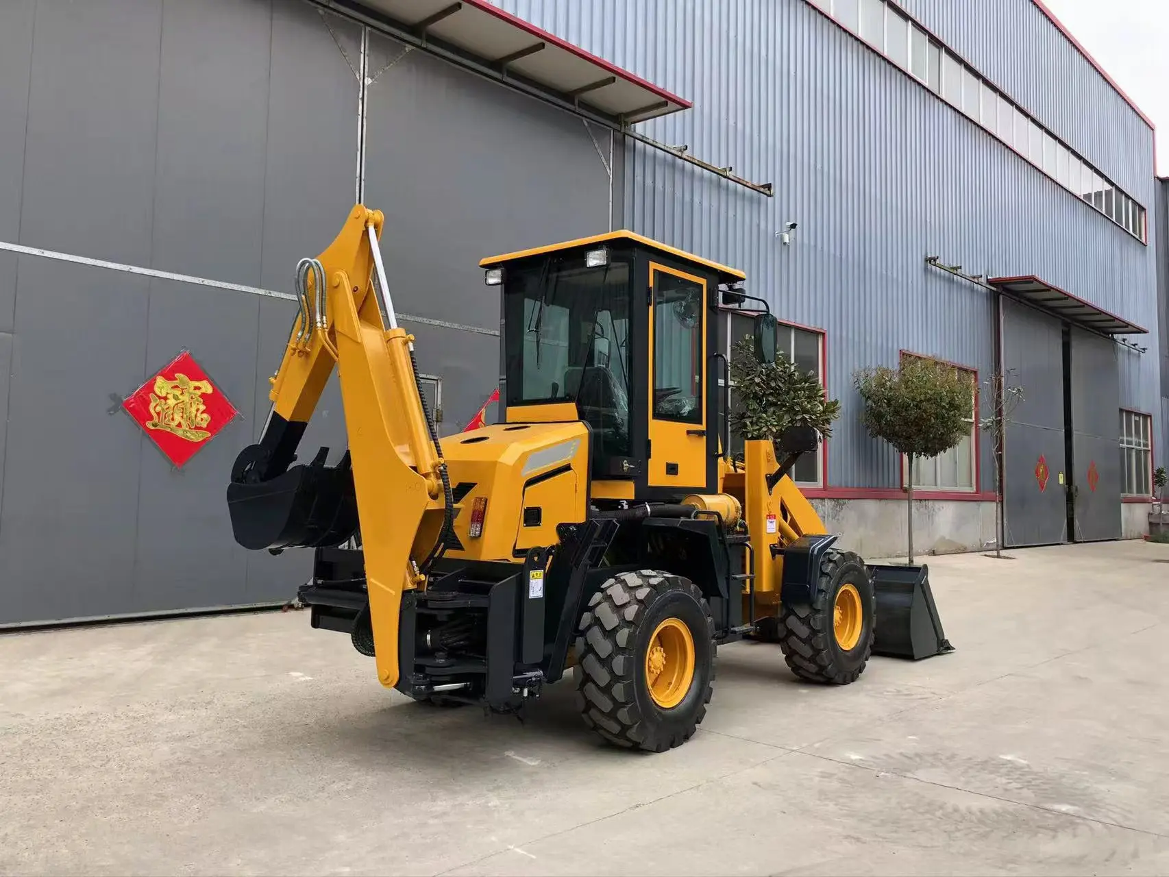 Hot Sale Used TH10-60 Backhoe Loader in Good Condition Quality Engine Pump Motor Gear Components from Outlet