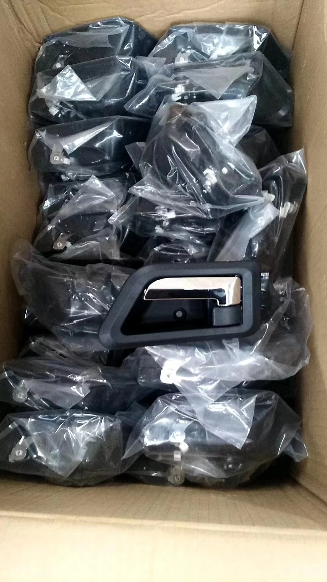 shacman f2000 SUSPENSION PARTS Dz9100410071 Dz9100410058 Dz9112340060 DZ9112340143 DZ9114250155 DZ9118520124