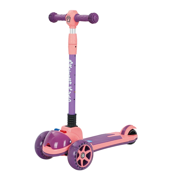 Children Scooter 3 Wheel Scooter with Flash Wheels Kick for 2-12 Year Kids Adjustable Height Foldable Children Scooter