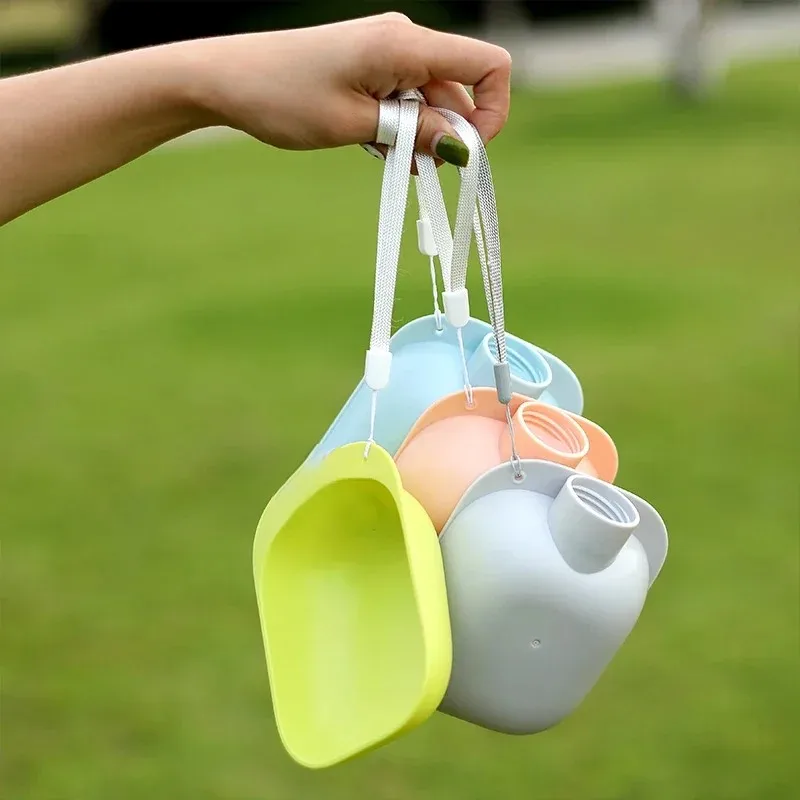 Convenient Portable Silicone Pet Dog Water Drinking Bowl Pet Outdoor Water Dispenser  Can Mount on Water Bottles