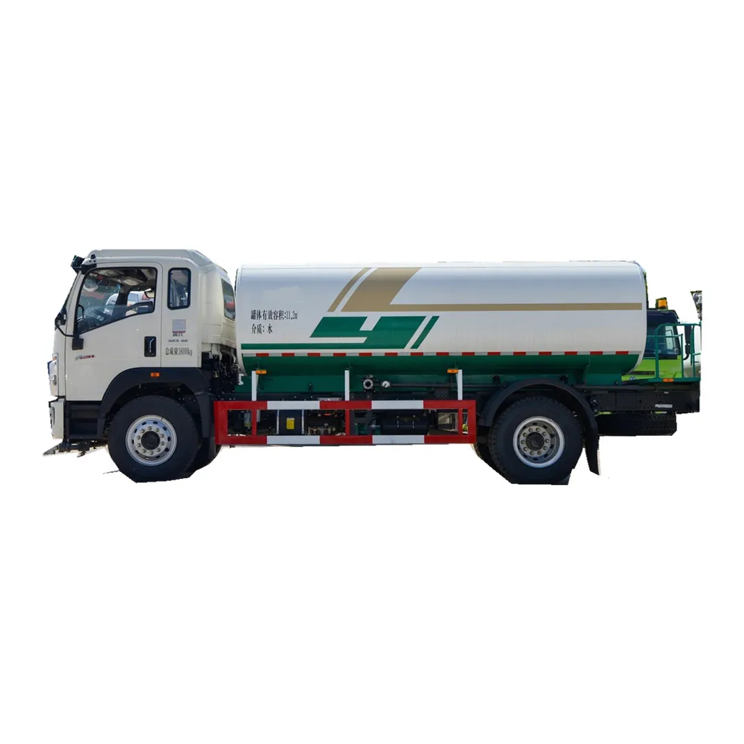 6*4 Sinotruk Howo 30000 Liter Water Sprinkler Truck For Foton Auman