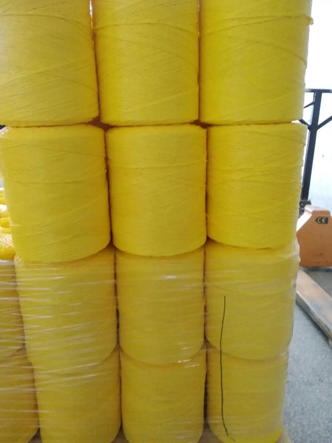 Cameroon Yellow/White 2,350m  5KG Banana Propping Twine 130 Pounds Knot Strength