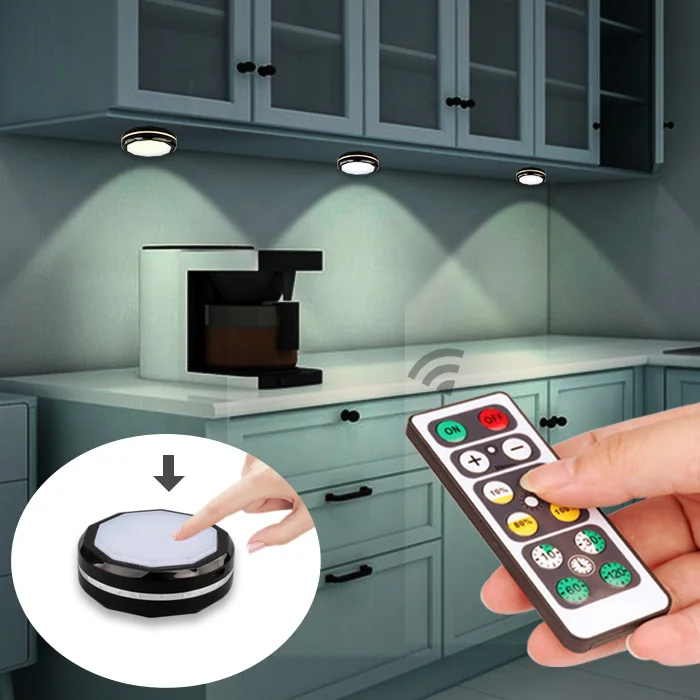 Modern design usb c rechargeable mini puck light  led rechargeable 16 colors  rgb puck lights with remote control