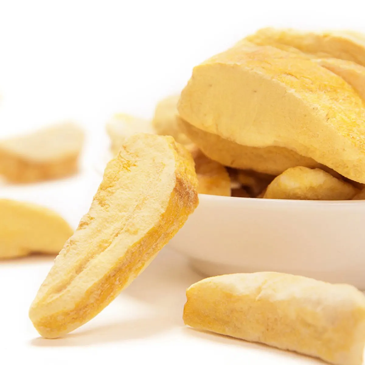 Food manufacture freeze dried mango chips OEM fruit FD mango dried fruit