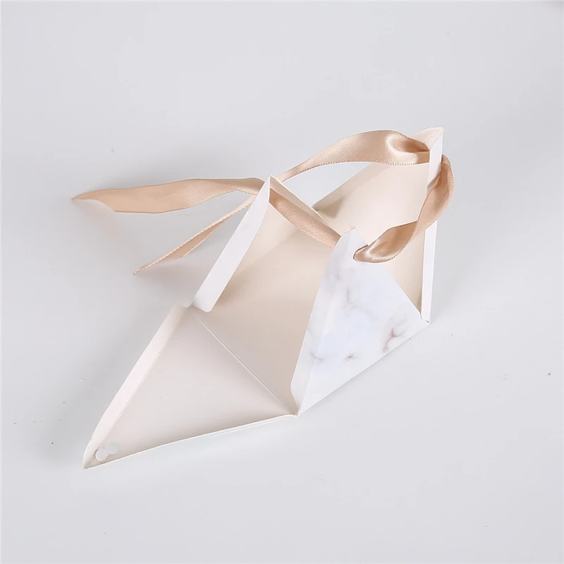 Wedding Candy Box Carton Pyramid Wedding Supplies Gift Wedding Candy Box Baby Show Chocolate Packing With Ribbon