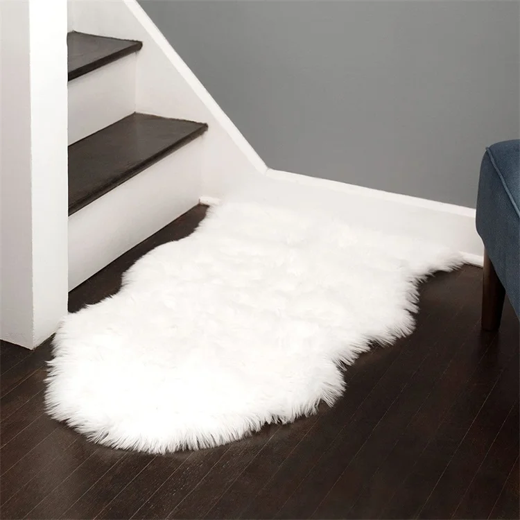 New arriving arc shape 60x90 cm luxurious faux fur sheepskin rug