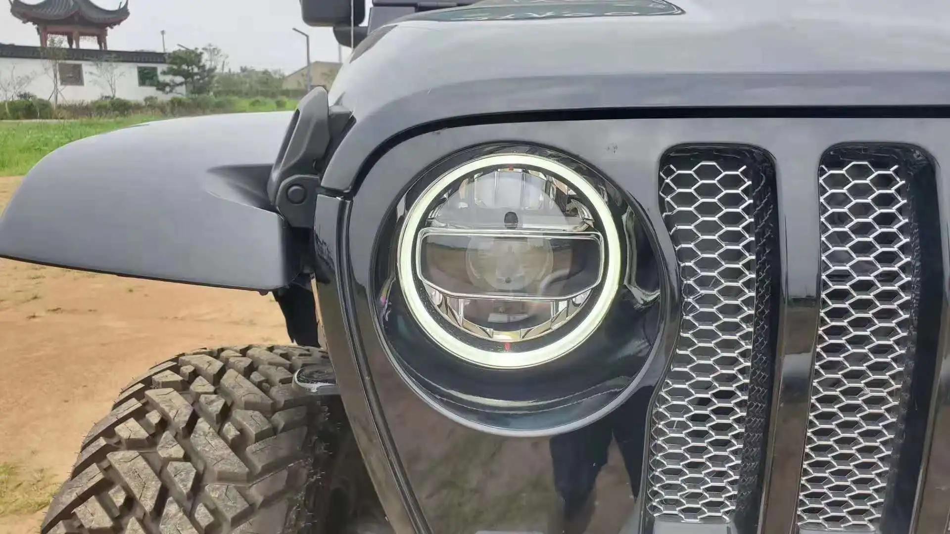 Hot sales  Car Offroad 4x4 Auto Accessories Original factory LED Headlamp headlights for Jeep Gladiator JT