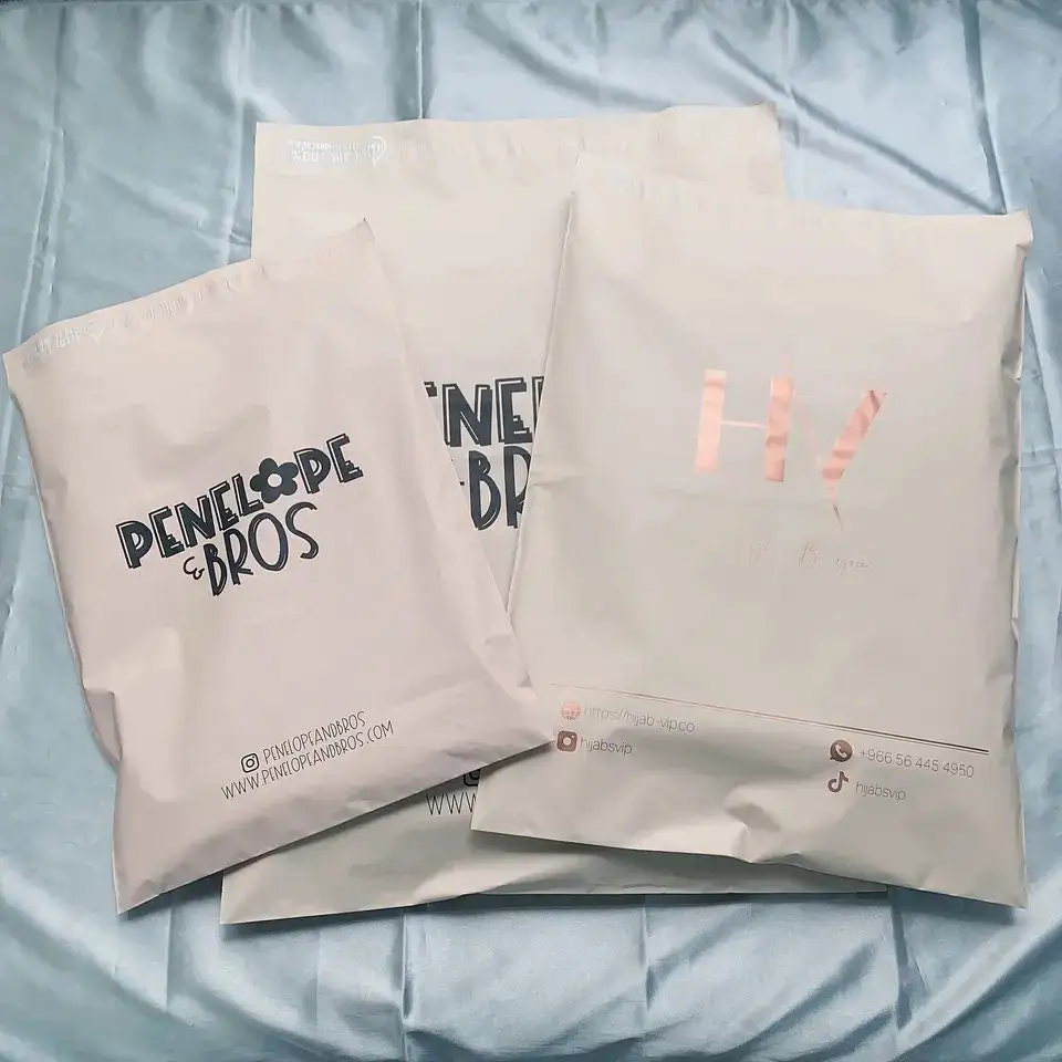 Custom Logo Branded Plastic Bio Degradable Poly Mailers Shipping Delivery Packaging Frosted Mailing Bags For Clothing Business