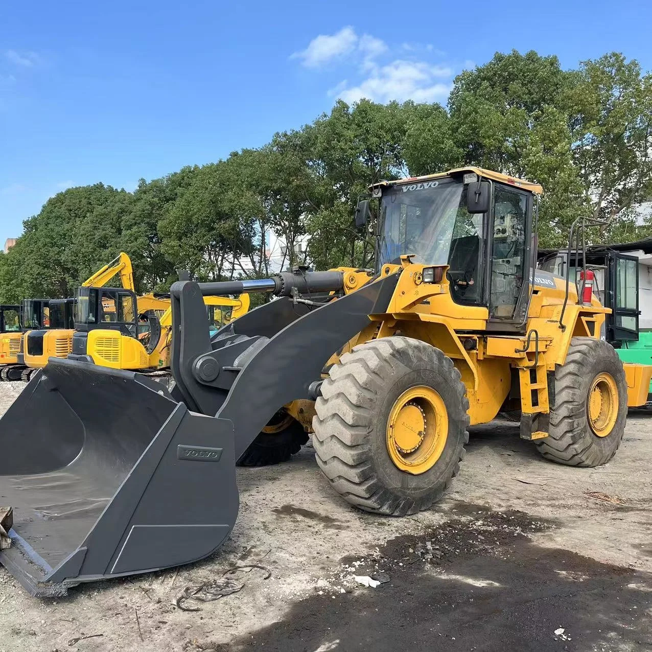 earthmoving machinery volvo wheel loader L120 L150 L90 L180 front end shovel loader 3cbm bucket with low working hours