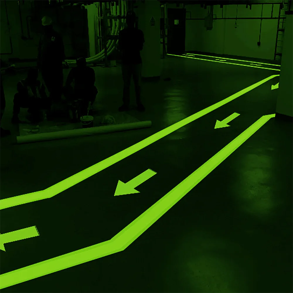 Super Bright Luminous Paint That Makes The Road Glow At Night Self-glow