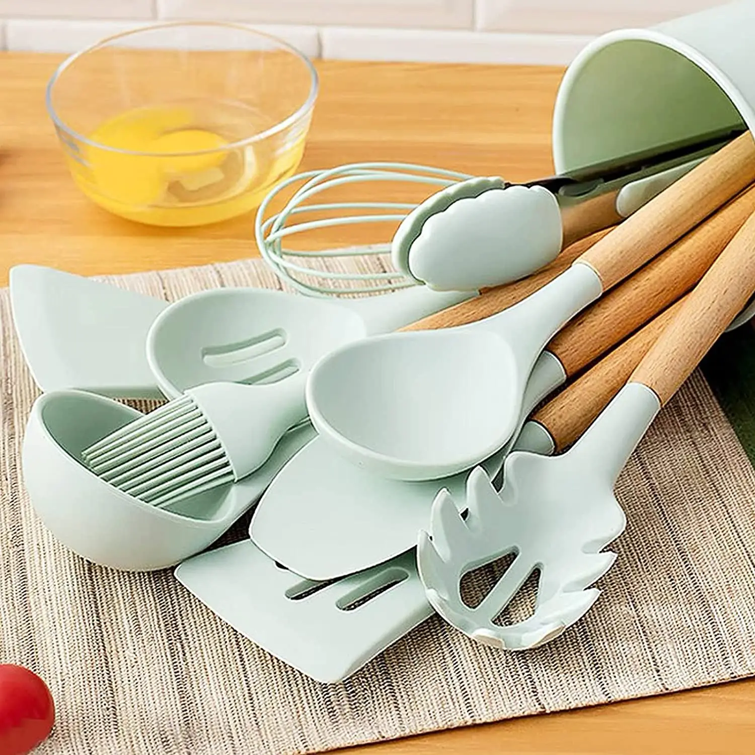 Wholesale 23 pcs kitchenware accessories kitchen cooking tools food silicone kitchen utensils set with wooden handles