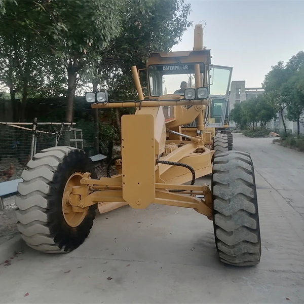 Caterpillar оригинальный японский двигатель в хорошем состоянии и по хорошей
