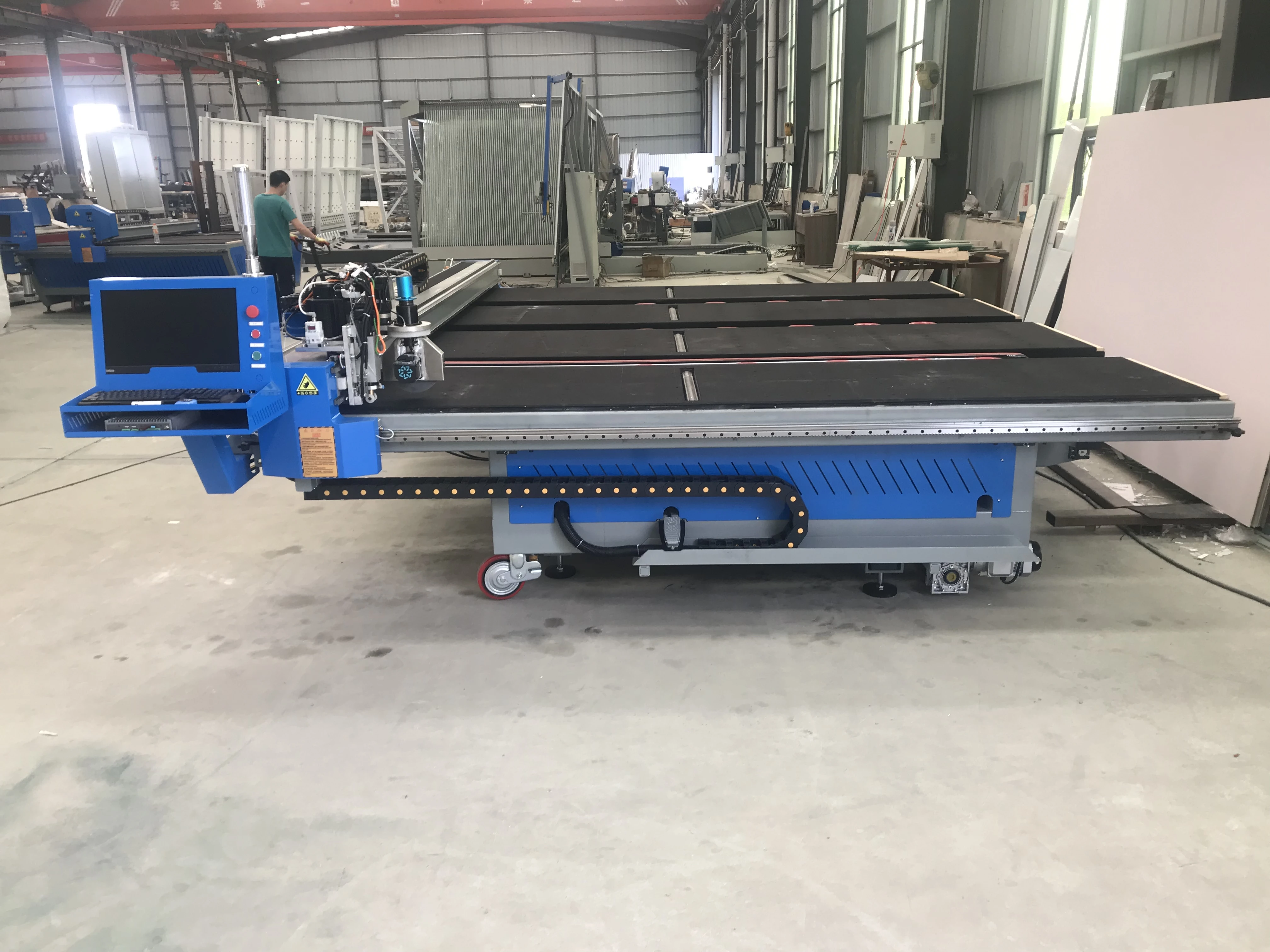 Chinese Factory Multi-shape Glass Cutting Machine CNC Mirror Glass Cutter with Loading Function