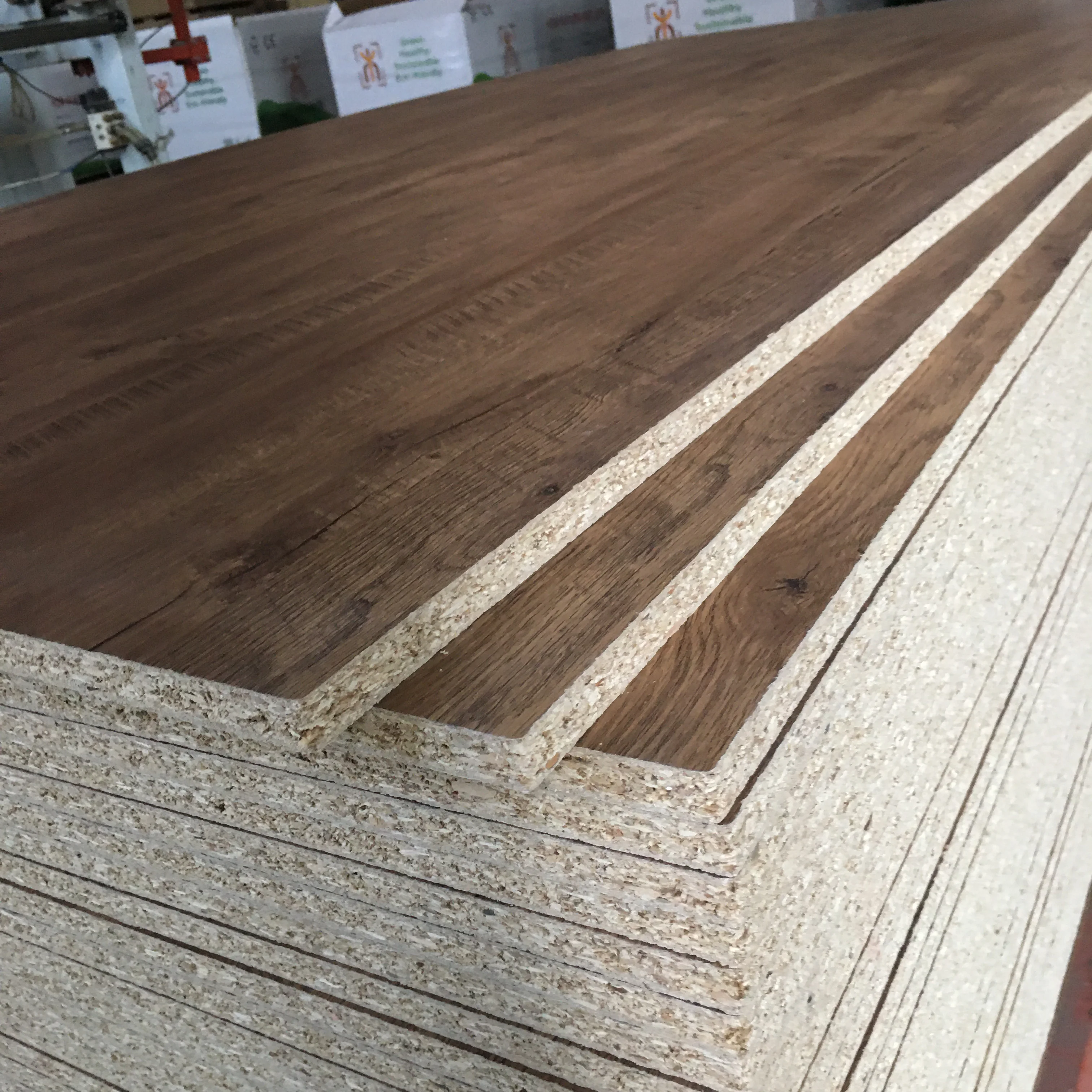 Particle Board 9mm 15mm 17mm 18mm 4x8 e1 grade chip board melamine chipboard sheets