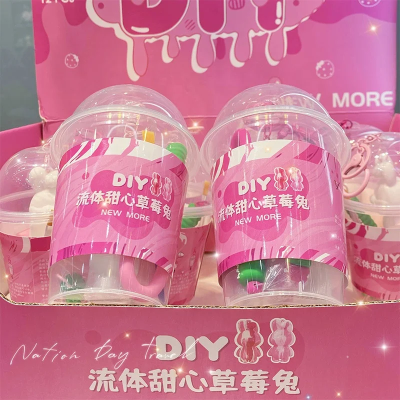 2022 New Popular Cute Strawberry Rabbit Fluid Violence Bear DIY Keychain For Children