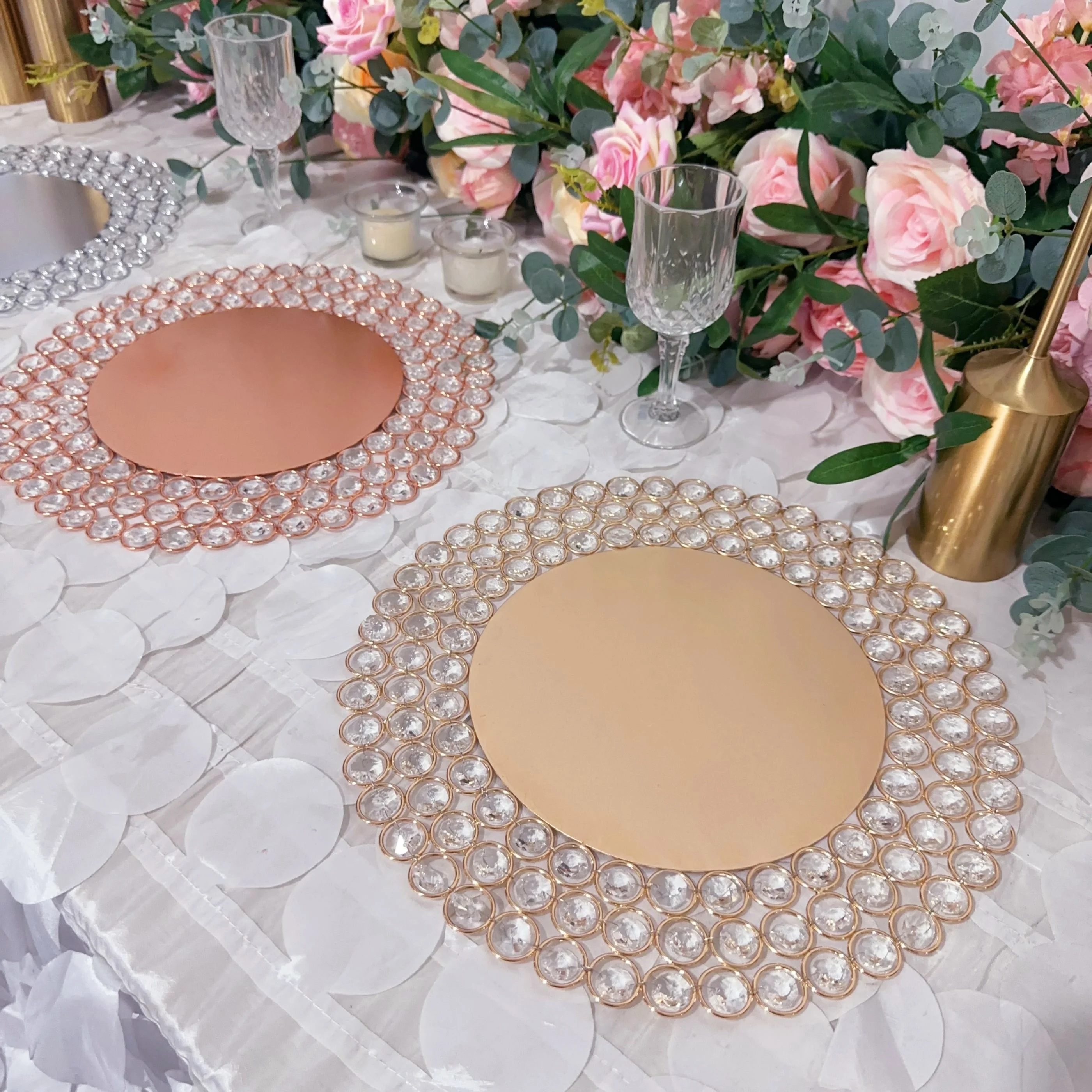 clear glass beaded charger plate metal charger plates wedding decoration new design antique finished round metal charger plate