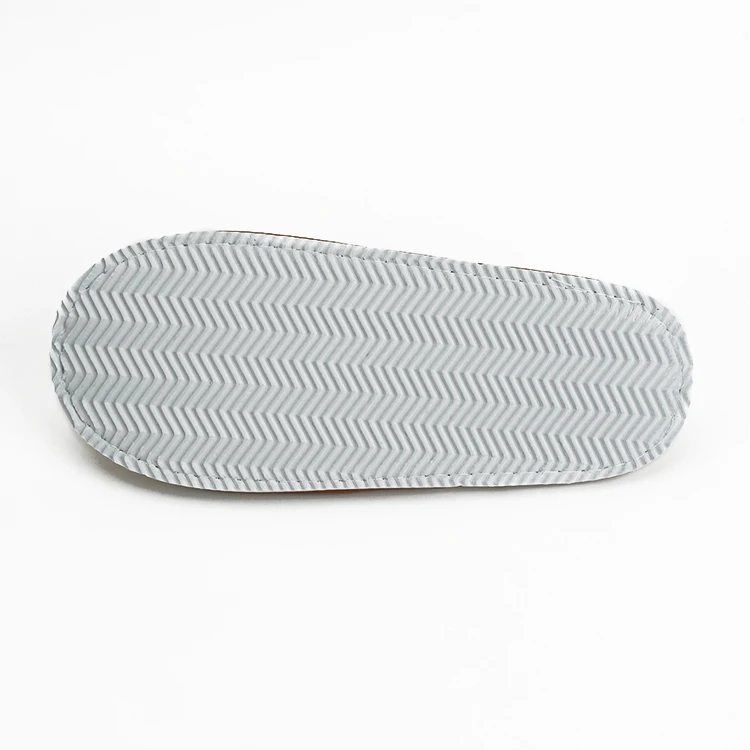 OEM customized indoor slippers hotel spa bathroom soft anti-slip disposable hotel slippers with logo