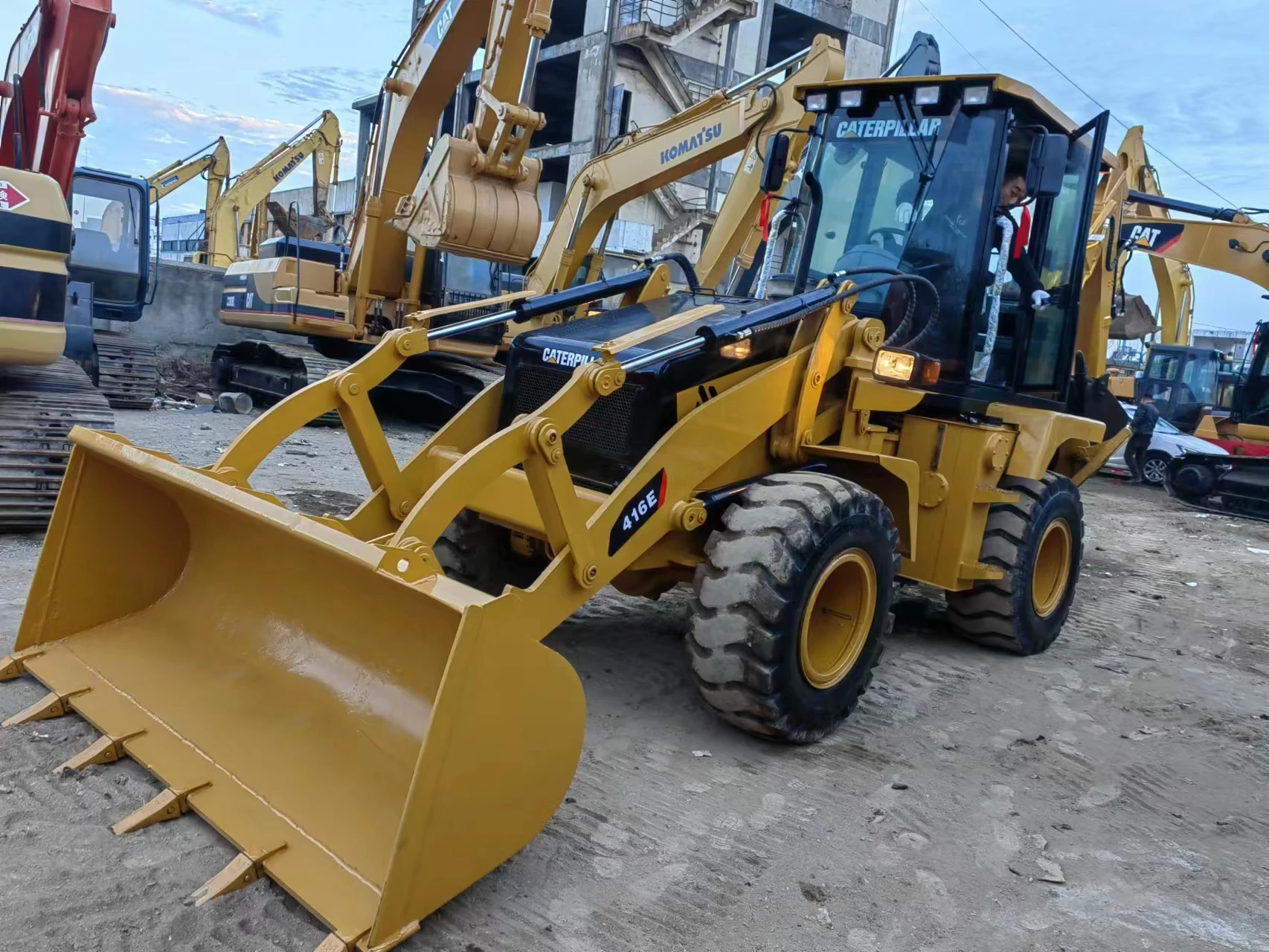 Good Quality 3 Year Warranty Backhoe Loader CAT 416E 420F 420F2 Backhoe for Sale