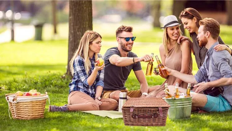picnic baskets