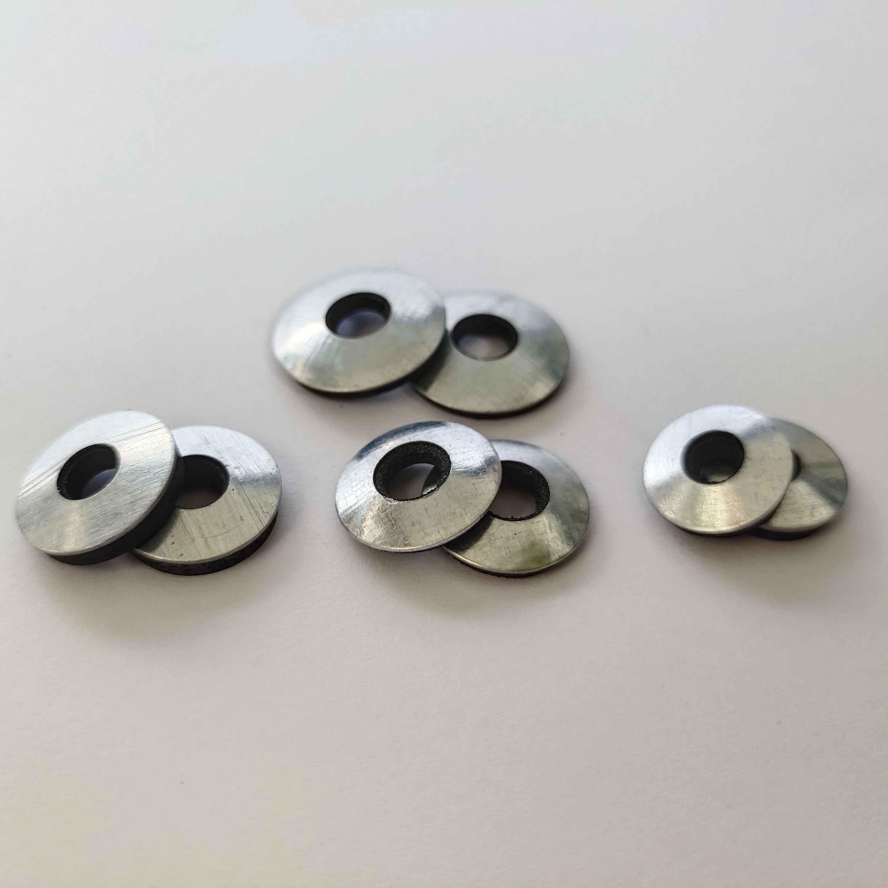 Круглая черная шайба EPDM, резиновая скрепленная шайба, плоские шайбы из нержавеющей стали