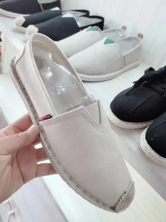 
Cheap wholesale price liquidation shoes men flat shoes fashion men shoes 