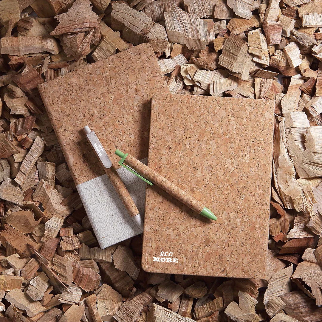 2022 hot sale eco friendly cork material notebook