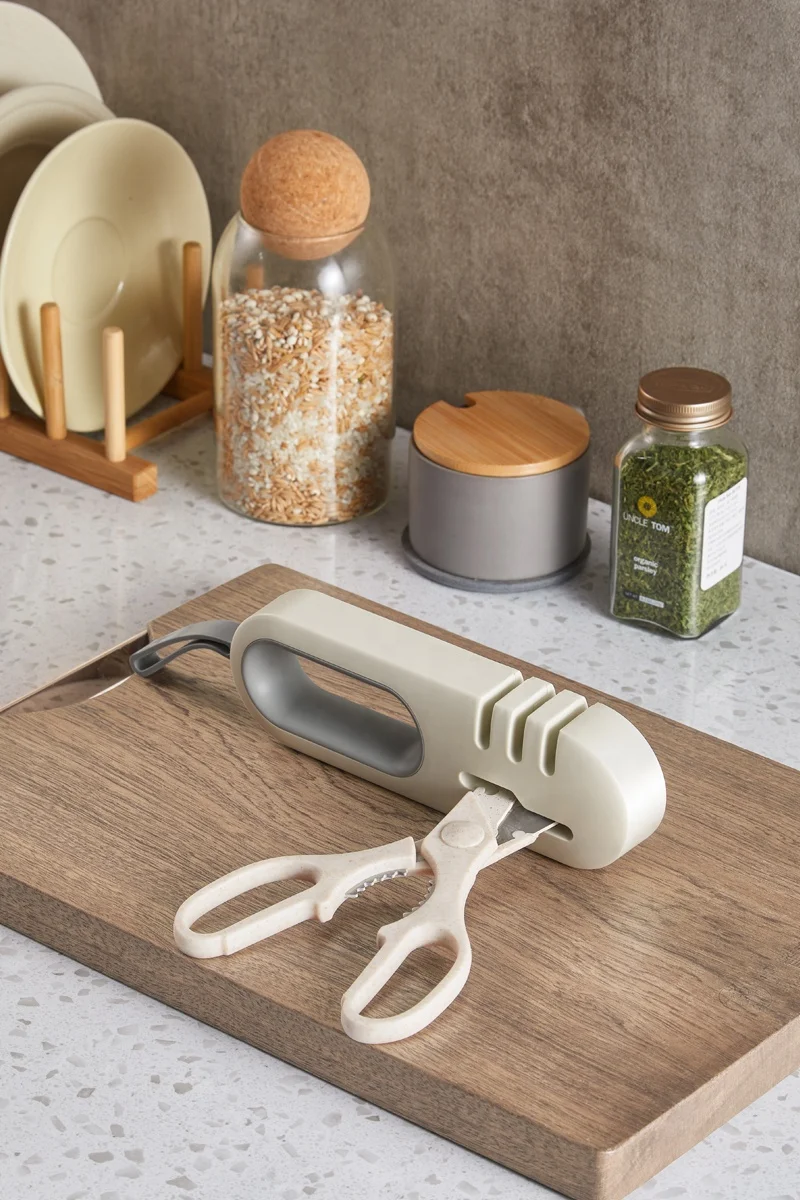 Original Design 4-in-1 Stainless Steel Kitchen Utensil Set Multifunctional Household Scissors Knife Sharpener Durable Tool Kit