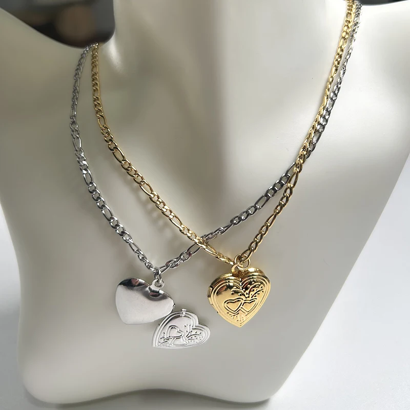 Love Heart Locket Charm Thick Chain Necklace Women Retro Stainless Steel 18K Gold Plated Engraved Photo Locket Pendant Jewellery
