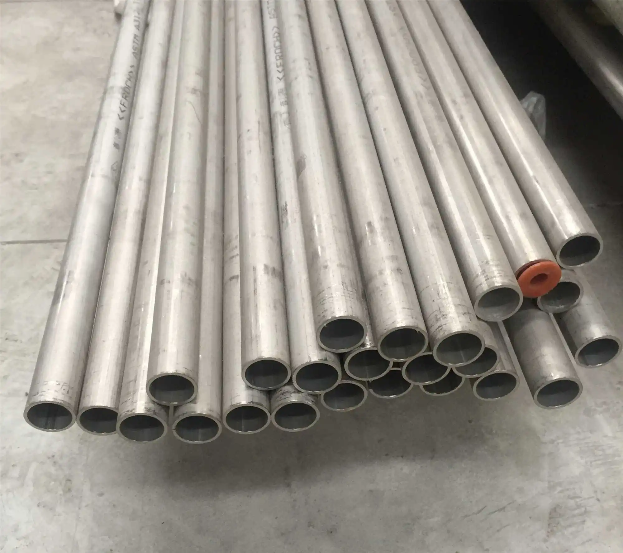 High quality-API 5L ASTM A179 A335 P22  Seamless Carbon Steel Pipe For Oil And Gas