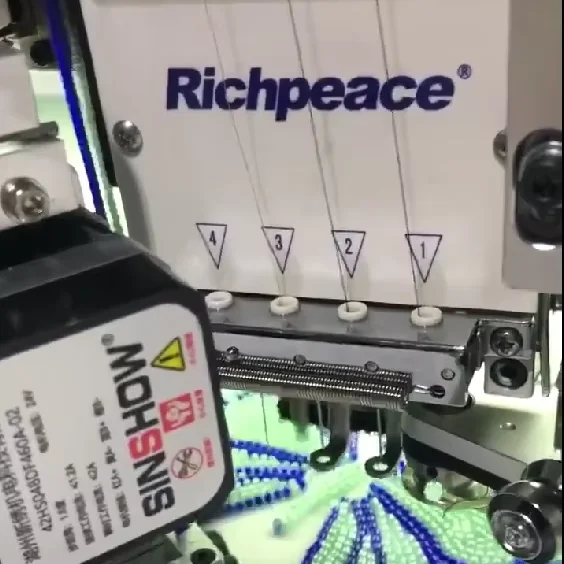 Компьютеризированная многоигольная вышивальная машина Richpeace с бисером и вышивкой из синели
