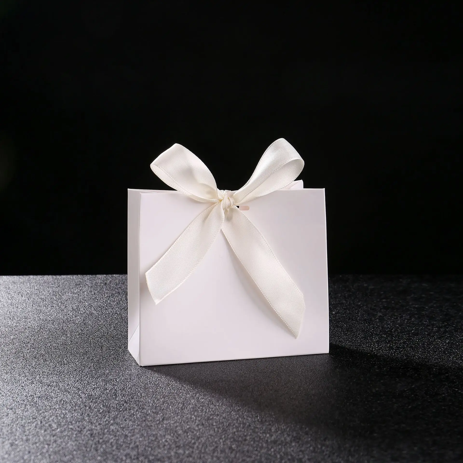 Wedding Gift Bag Girl Bridesmaid Ins Style Small Personalized Gift Bag With Ribbon