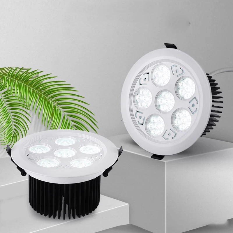 Affordable and durable aluminum alloy crown   ceiling light smart  jewelry store 36W led downlight High CRI 95