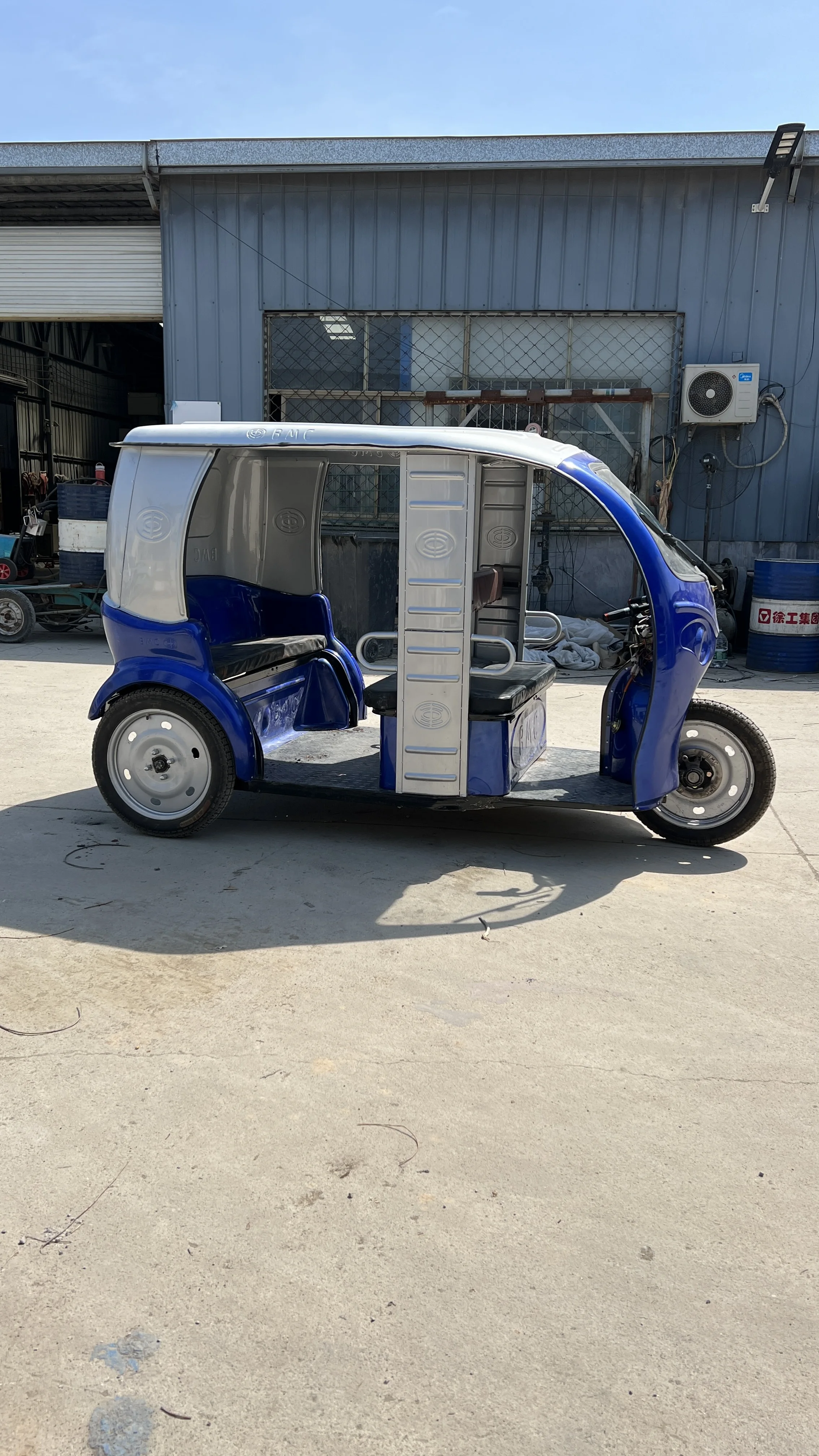 2023 china famous brand newest model  electric tricycle for adult use  electric tricycle can be load 150uints in CKD